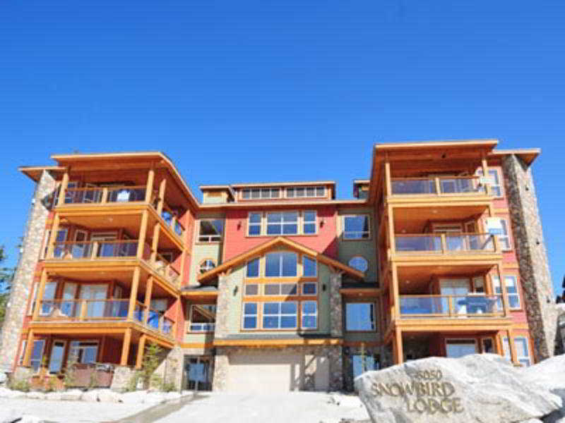 Snowbird Lodge Westbank Exterior photo